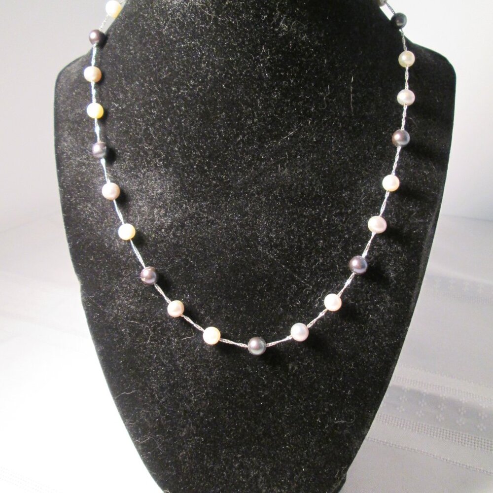 Elegant 14K White Gold Necklace with Multicolored Cultured Pearls – 16” - Picture 2 of 7